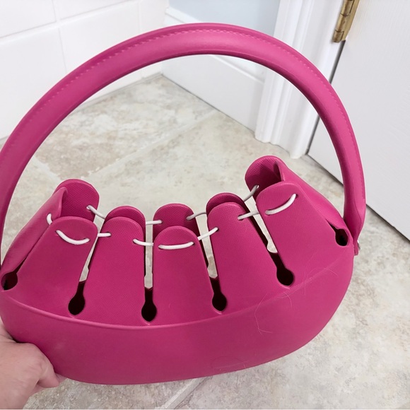 CROCS Fuchsia Shoulder Bag - Picture 6 of 6